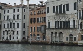 Locanda Leon Bianco On The Grand Canal